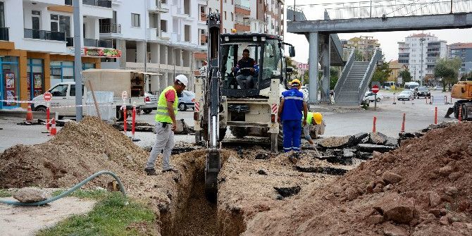 Aksaray’da İçme Suyu Boruları Yenileniyor