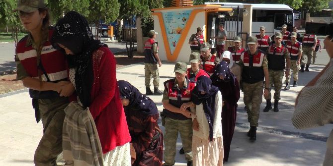 10 Günlük Gelin Cinayetinde Gözaltına Alınan 9 Kişi Adliyeye Sevk Edildi