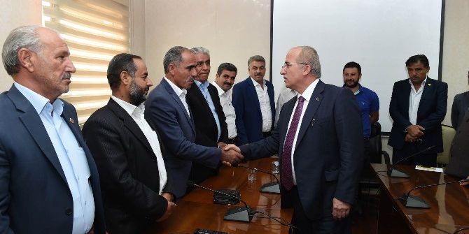 Vali Tuna Muhtarları Kabul Etti