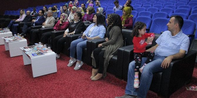 Öğrenci Ve Velilere Başarı Teknikleri Anlatıldı