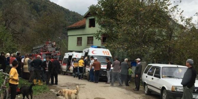 Bartın’da Çıkan Yangında 2 Çocuk Öldü