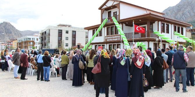 9. Kültür Evine ‘10 Numara’ Övgüsü