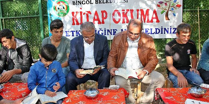 Bingöl Belediyesi’nce Kitap Okuma Etkinliği Düzenlendi