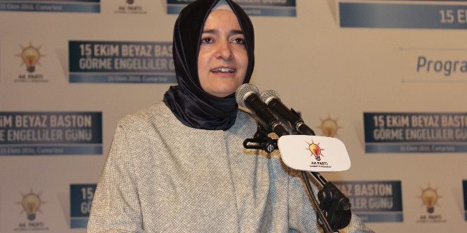 Aile Ve Sosyal Politikalar Bakanı Fatma Betül Sayan Kaya, Engelli Vatandaşlarla Bir Araya Geldi