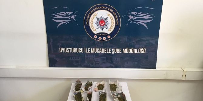 Uyuşturucuyu Belediyeye Ait Araziye Sakladılar