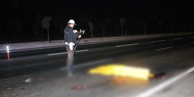 Ziyaret Ettiği Abisinin Yurdunun Önünde Otobüsün Çarpmasıyla Hayatını Kaybetti