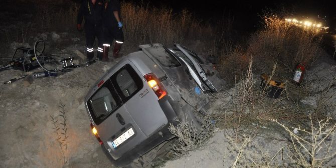 Çarpışmanın Etkisiyle Sulama Kanalına Uçtu: 1 Ölü, 3 Yaralı