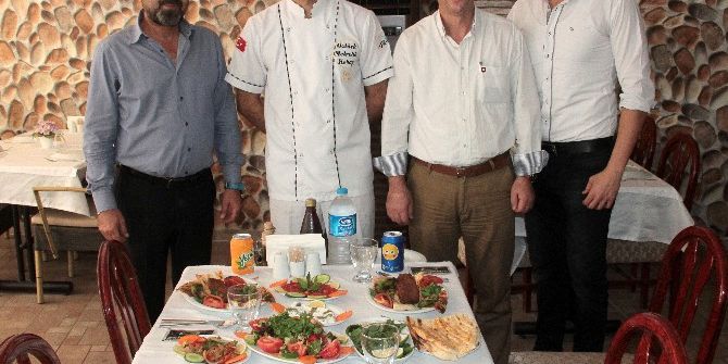 Restoran Sahibinden Örnek Davranış