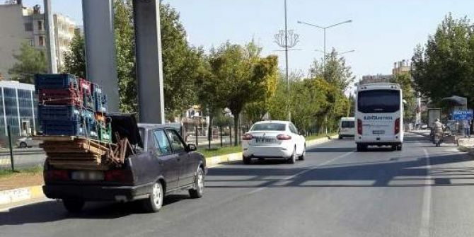 Otomobil Bagajındaki Yükler Görenleri Şaşırttı