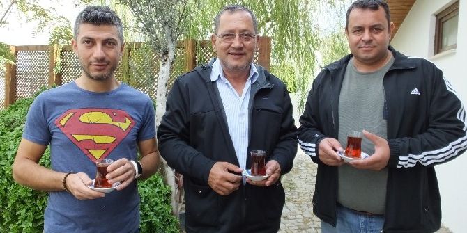 Bu İşletmede Çaylar Şekersiz İçiliyor