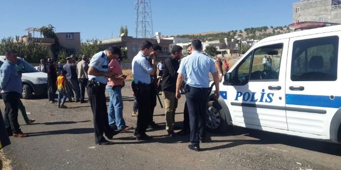 Maddi Hasarlı Kaza Sonrası Kavga: 3 Yaralı