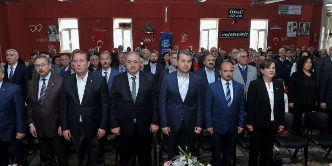 Vali Çelik: "Gönlümüzde, Yüreğimizde Ve Zihnimizde Hep Birlikte Yaşama Arzusu Var"