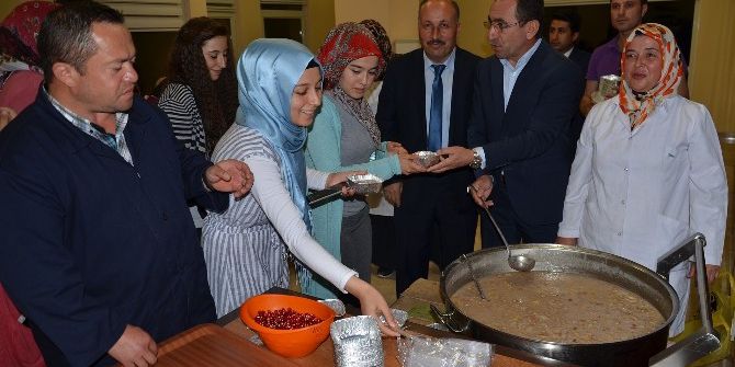 Osmancık Kyk Öğrencilerine Aşure İkramı