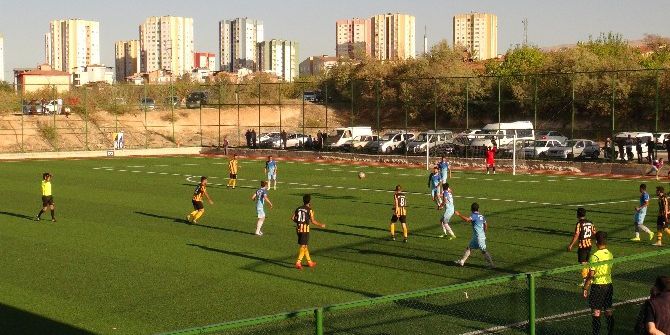 İnönü Üniversitesi Galibiyet Özlemini Sürdürdü