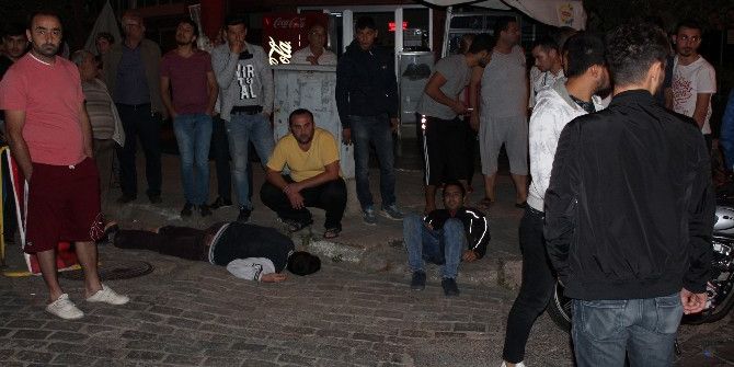 Nazilli’de Minibüs Motosikletle Çarpıştı: 2 Yaralı