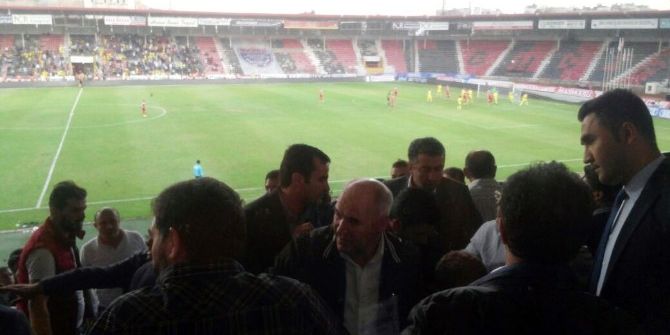 Büyükşehir Gaziantepspor - Samsunspor Maçında Protokol Karıştı