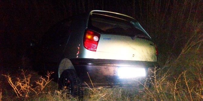 Otomobil Şarampole Uçtu: 1 Yaralı