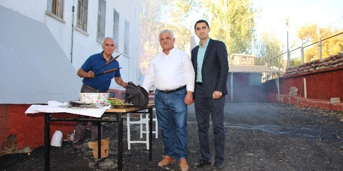 Varto Askerlik Şubesi Başkanı Atik’e Veda Yemeği