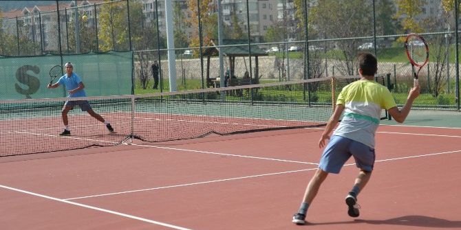 Büyükşehir’in Raketleri Kupaya Doymuyor