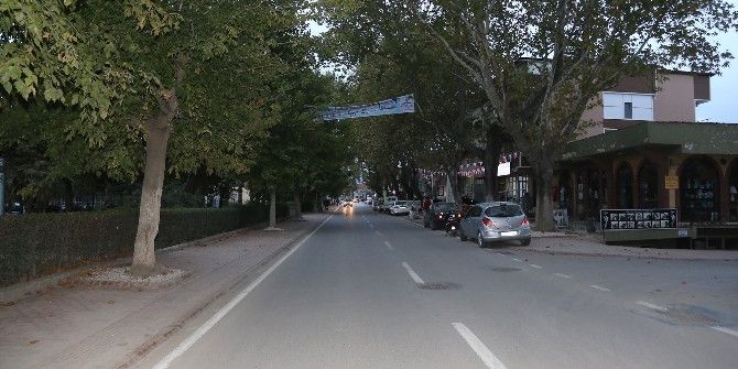 İznik Caddeleri Yenilendi