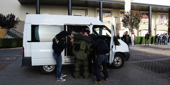 Forum Kayseri’de Gerçeği Aratmayan Tatbikat