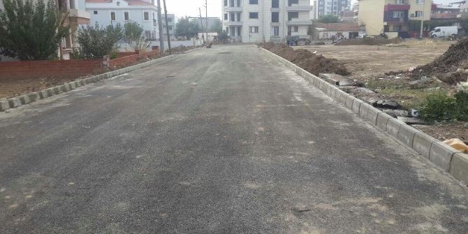 Alaşehir’in İstasyon Mahallesi’nde Çalışmalar Devam Ediyor