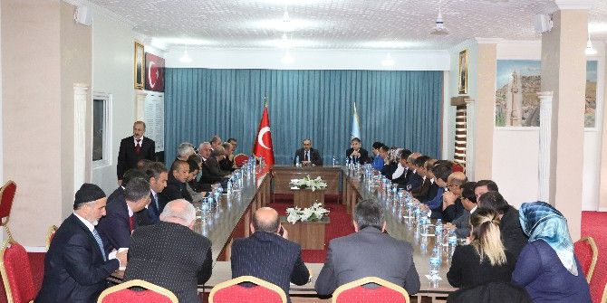 Vali İsmail Ustaoğlu Kurum Amirleriyle Buluştu