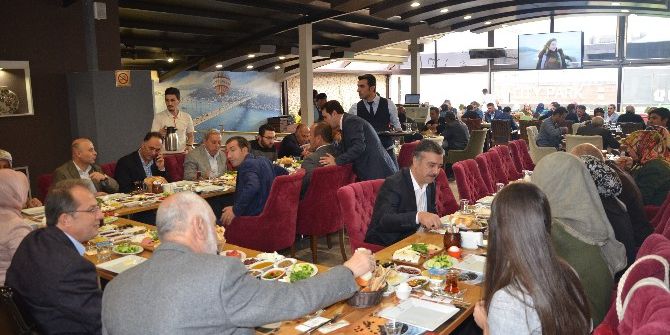 Şehit Aileleri Kahvaltıda Bir Araya Geldi