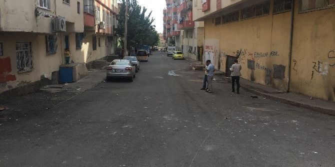 Okul Önünde Bekleyen Torbacılar, Lise Öğrencisini Öldürdü