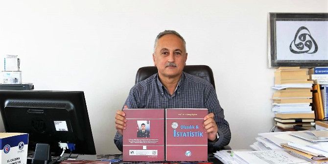 Kitabını 15 Temmuz Şehitlerine Adadı