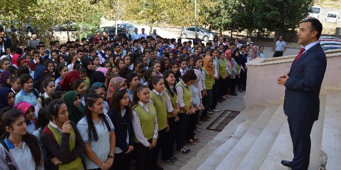 Mustafa Erdemoğlu Anadolu Lisesi Ösys’de Yüzde 57.73 Başarı Oranı Yakaladı