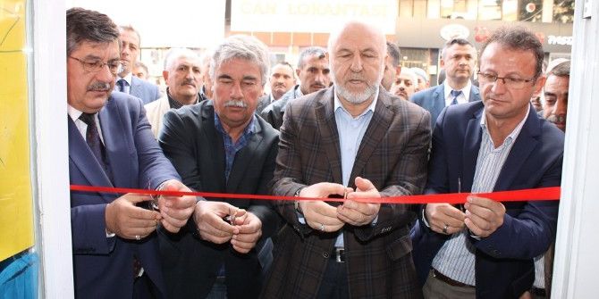 Semerkand Vakfı’ndan Üniversite Öğrencileri Yararına Kermes