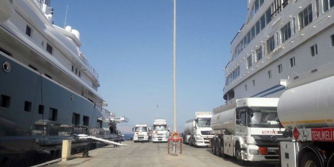 Abd’li Ünlü Şarkıcının Nişanlısı Aliağa’dan 1 Milyon 800 Bin Liralık Yakıt Aldı