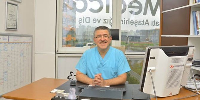 Bebekler De Süt Dişlerine Dikkat