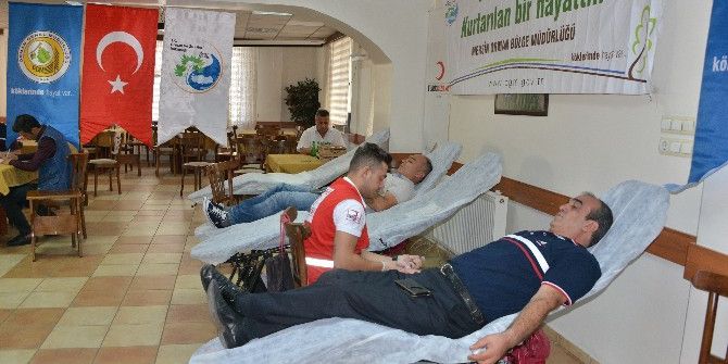 Mersin’de Ormancılardan Kan Bağışı