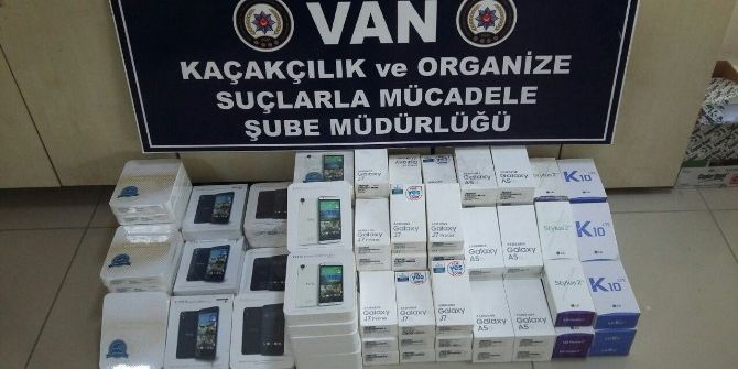 Van’da Kaçak Cep Telefonu Operasyonu