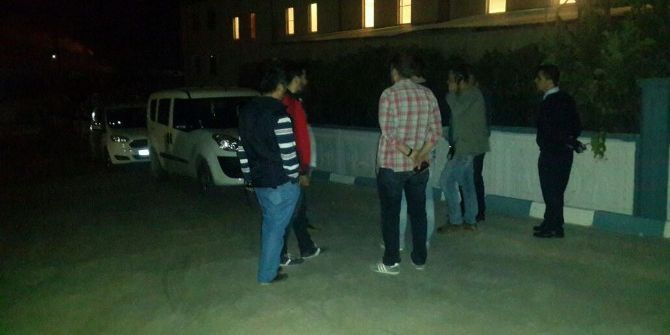 Silah Sesleri Polis Ekiplerini Alarma Geçirdi