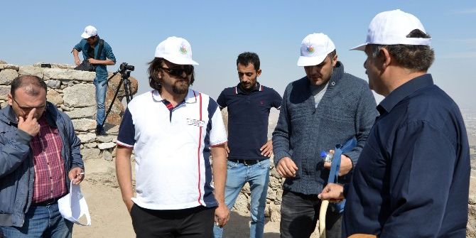 Gevale Kalesinde Çalışmalar Devam Ediyor