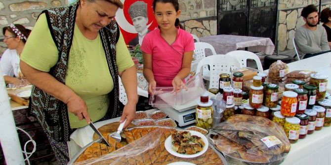 Slow Food Köyü İzmirli Sanatçıları Ağırlayacak