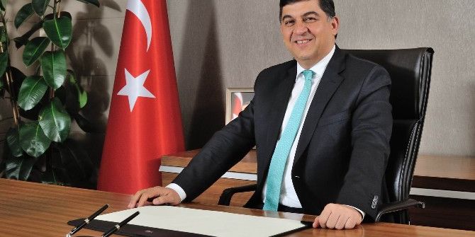 Fadıloğlu Muhtarlar Gününü Kutladı