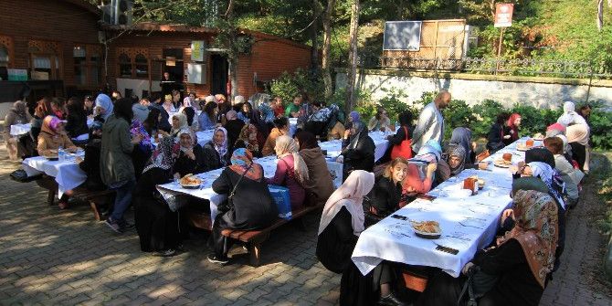Simurg Eğitmenlerinden Doğa Yürüyüşü
