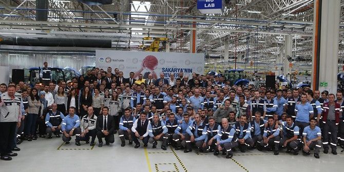 Büyükşehir Basket Takımı İle Türk Traktör Sponsorluk Anlaşması İmzaladı