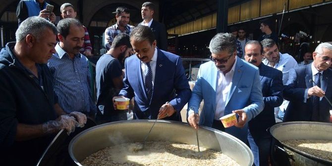 Madeni Eşya Esnaf Ve Sanatkarları Odasından Aşure Etkinliği