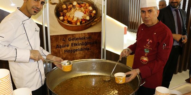 Medicalpark’tan 2 Bin Kişiye Aşure İkramı