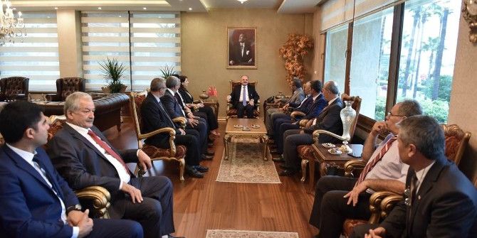 Vali Çakacak, Muhtarları Kabul Etti