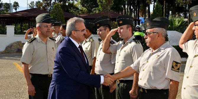 Vali Karaloğlu’ndan İadeyi Ziyaretler