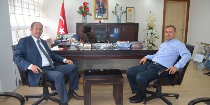 Demirci Kaymakamı Kantay’dan Kula Kaymakamı Güven’e Ziyaret