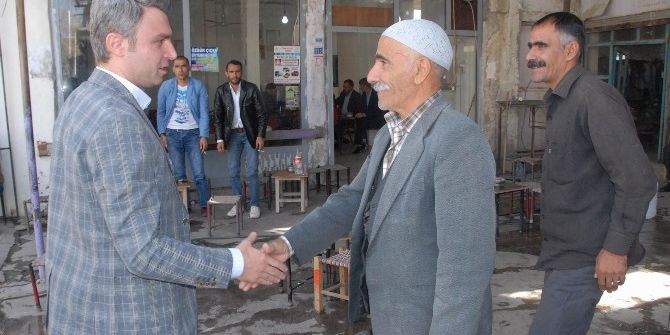 Kayyum Olarak Atanan Belediye Başkanı, Halkın Sevgilisi Oldu