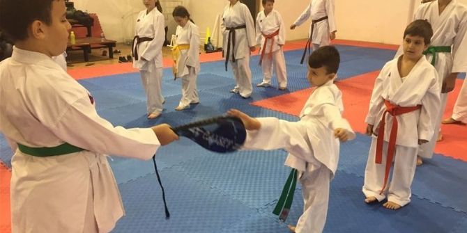 Karate Branşı Eğitim Çalışmaları Devam Ediyor