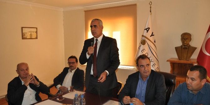 Rahmi Gençer "Mahallemizde Berberimizin Bile İşi Artacak"